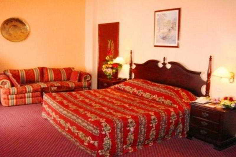 Delmon International Hotel Μανάμα Δωμάτιο φωτογραφία